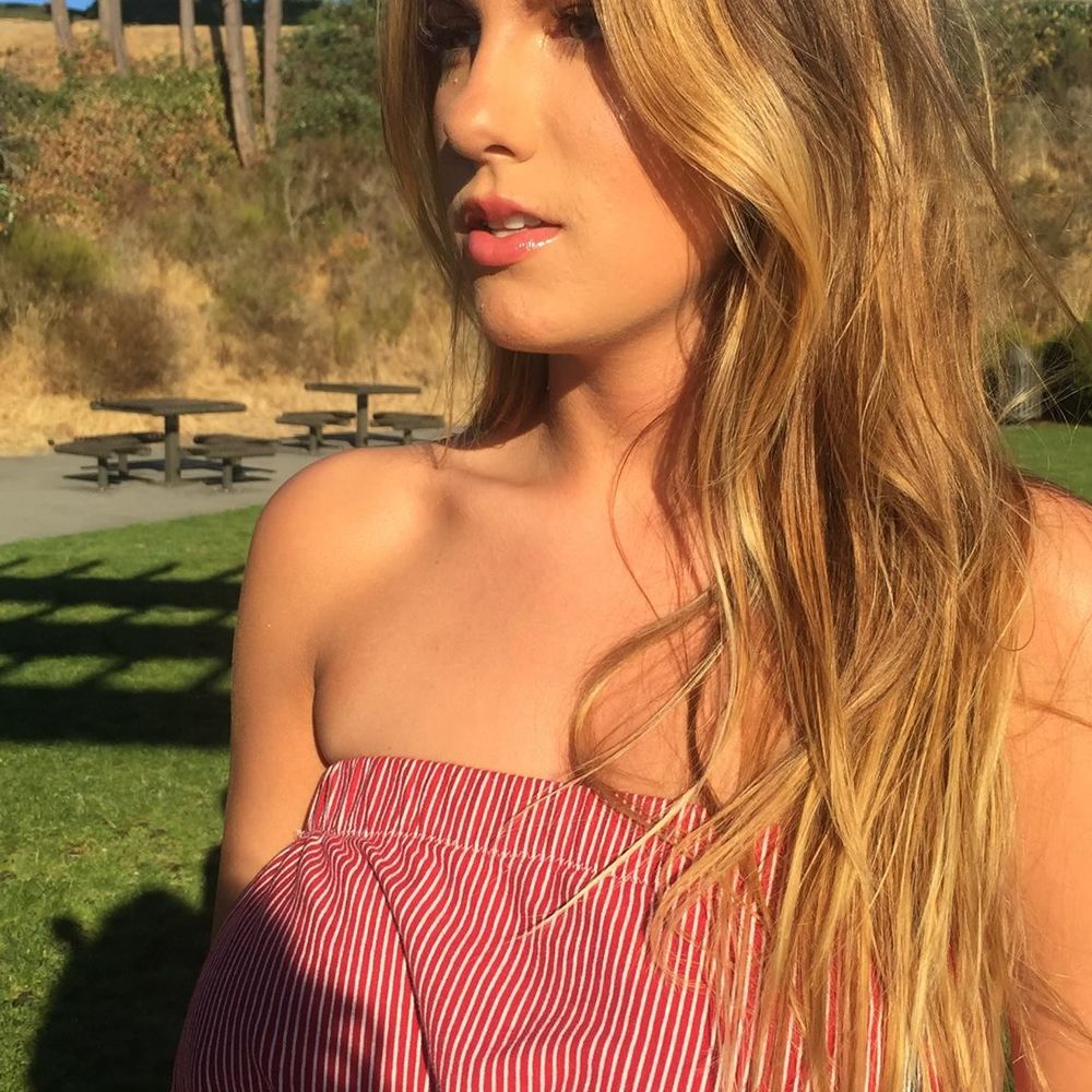 Meet your Posher, Kiya